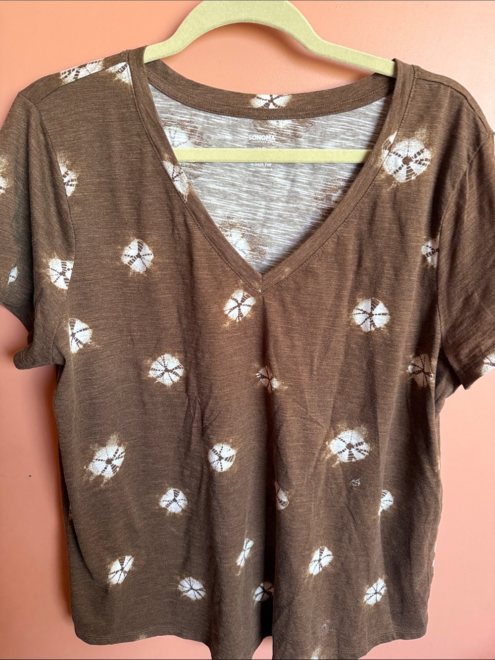 Sonoma Brown V-Neck Short Sleeve Tie-Dye Dot Tee